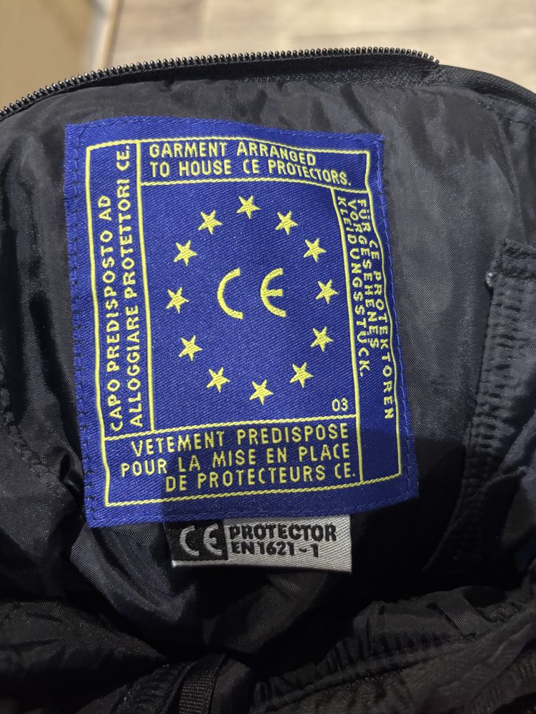 Мотоштани CORDURA розмір Л. без захисту на колінах, збоку на бедрах є