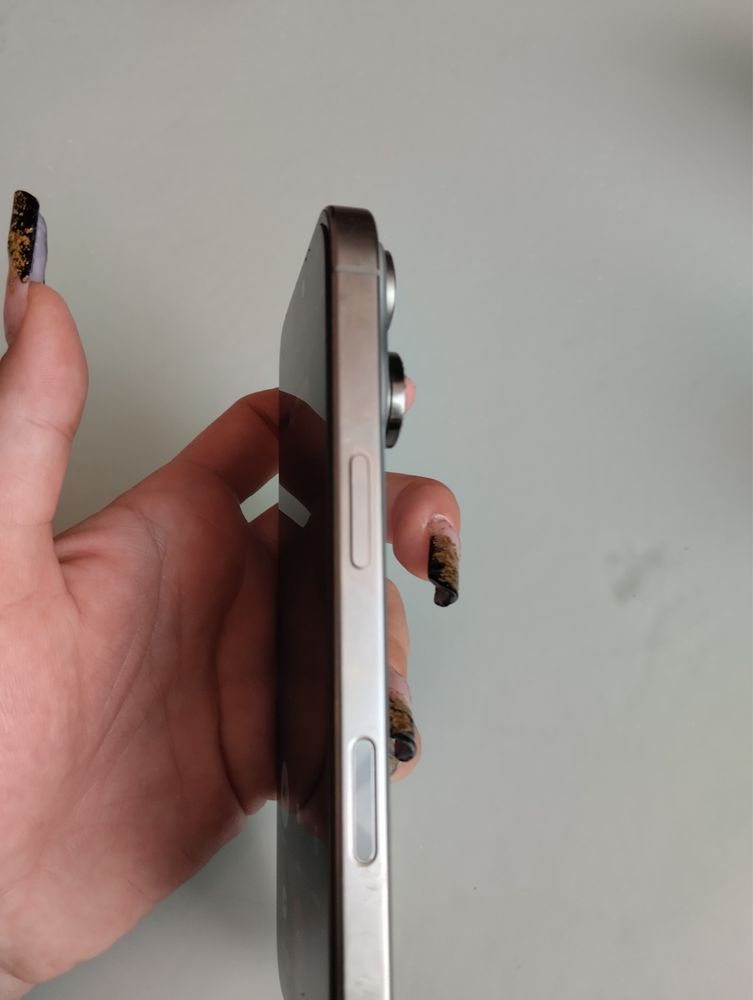 Iphone 16 pro z gwarancją