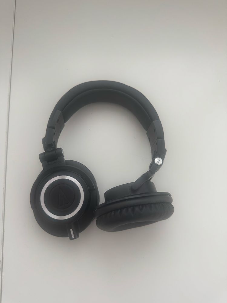 Auscultadores Audio-Technica ATH-M50X