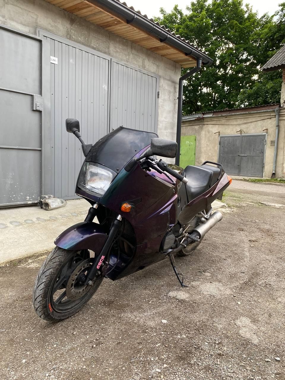 Kawasaki GPX 600R Терміновий продаж! Поки є цікавий для мене варіант.