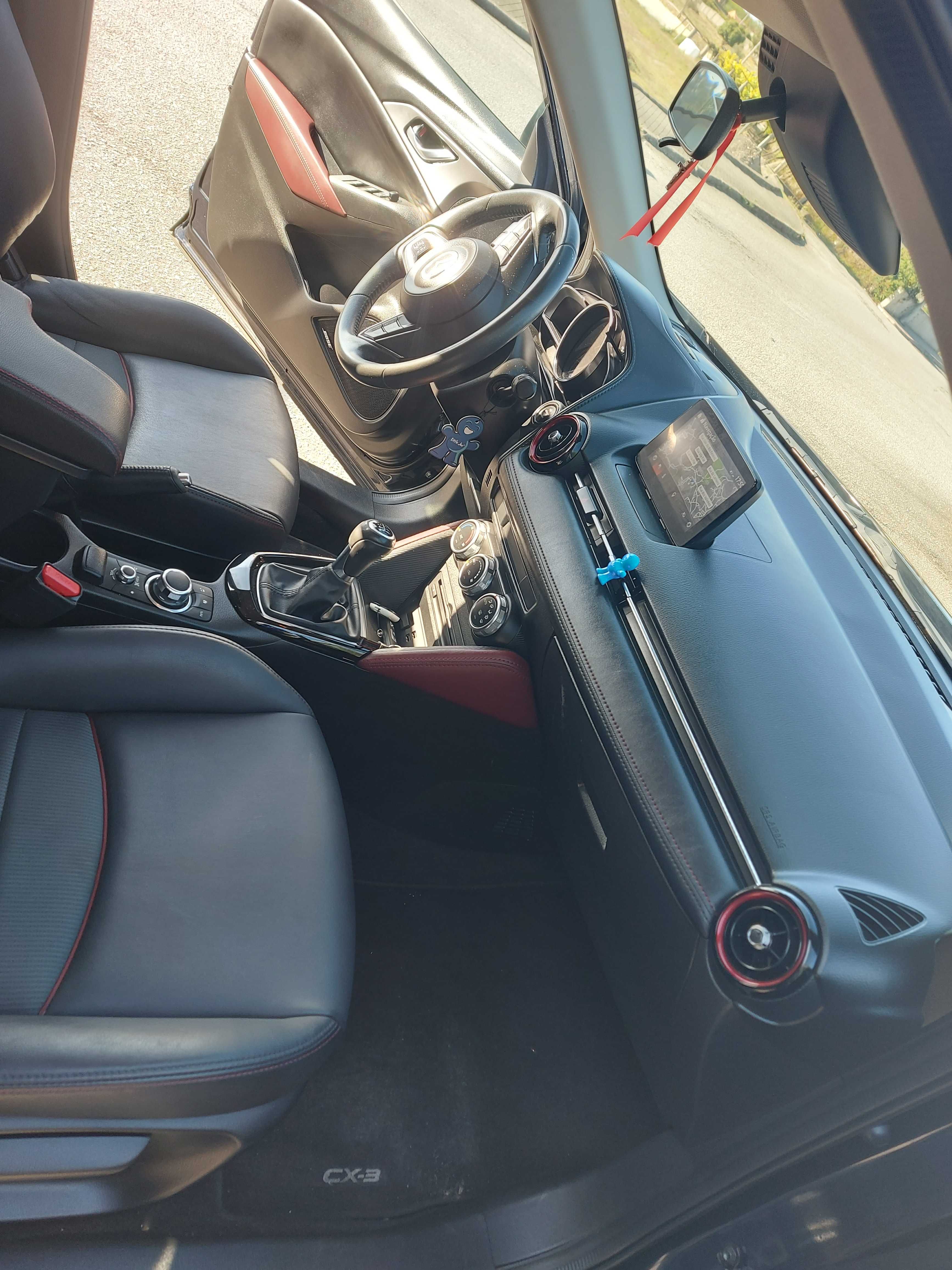 Vendo Mazda  cx-3 como novo