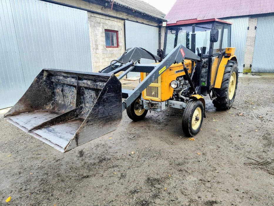 Ursus c-360 z ładowaczem tur i łyżką