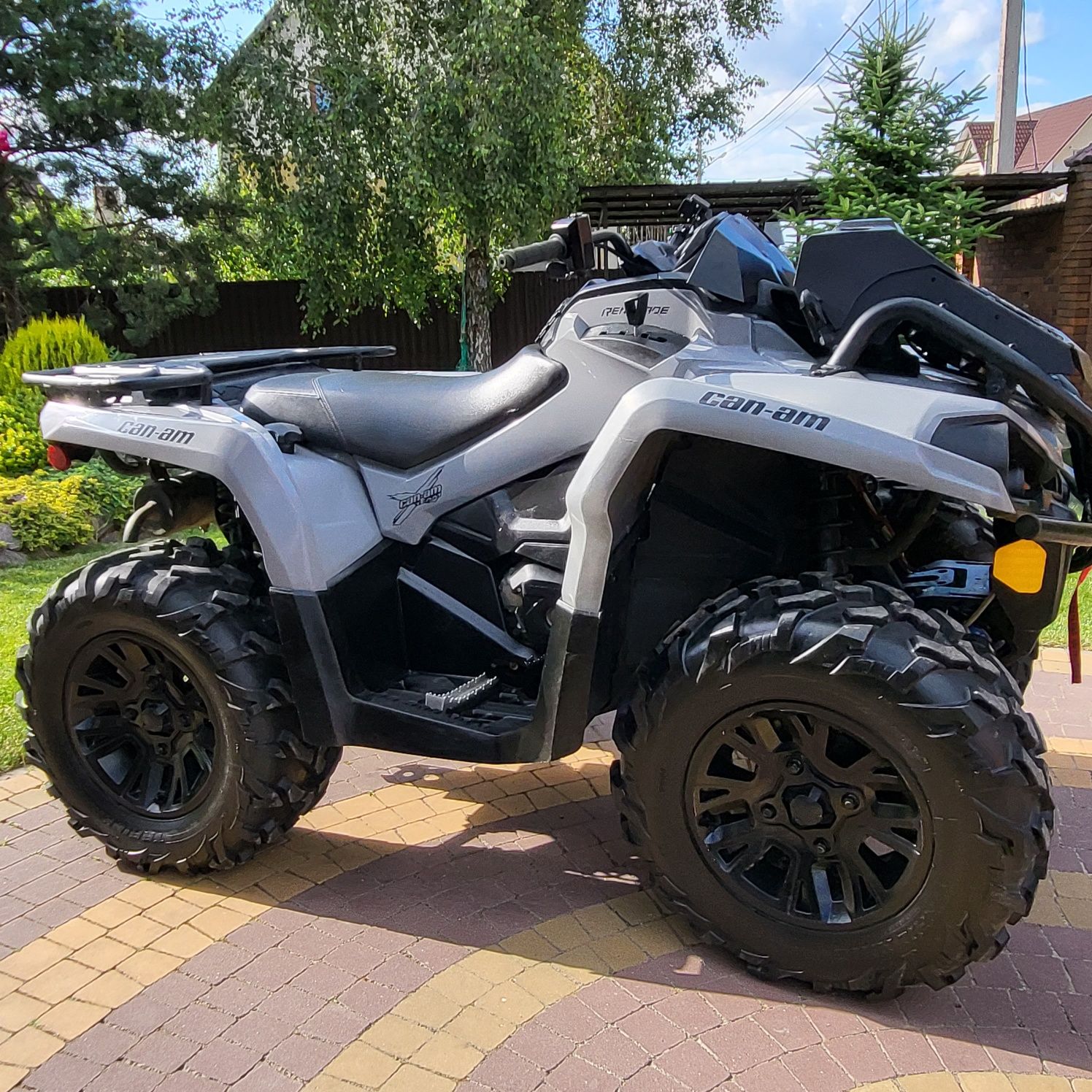 Квадроцикл brp xmr 650. 2022