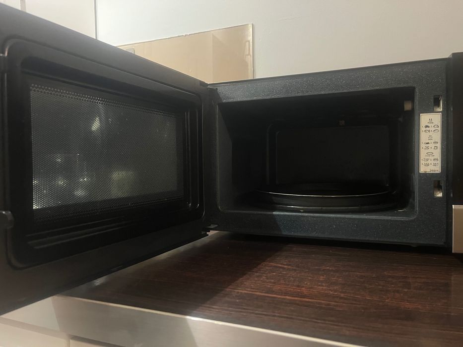 Mikrofala Samsung GE89MST