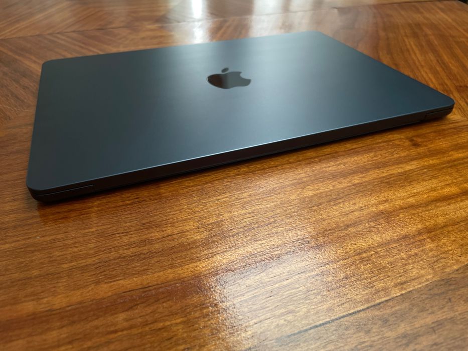 MacBook Air M2 2023 Faulty – Flawless Display64551667351553121