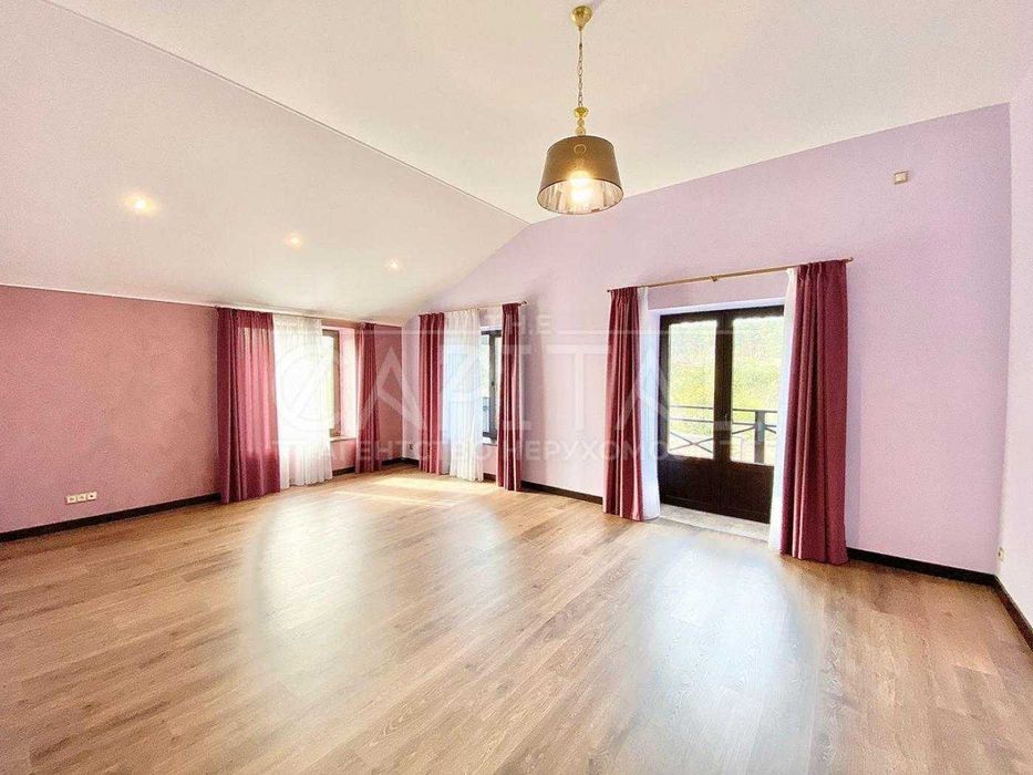 Продаж 2-поверхового будинку 1004 м2, Старі Петрівці, Вишгородський рн