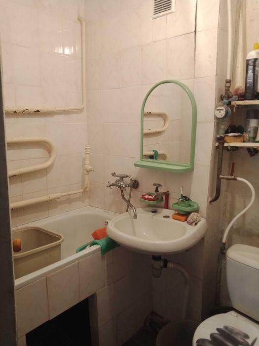 продам 3-х кімнатну квартиру в м.Заводське  Полтавськоі обл.