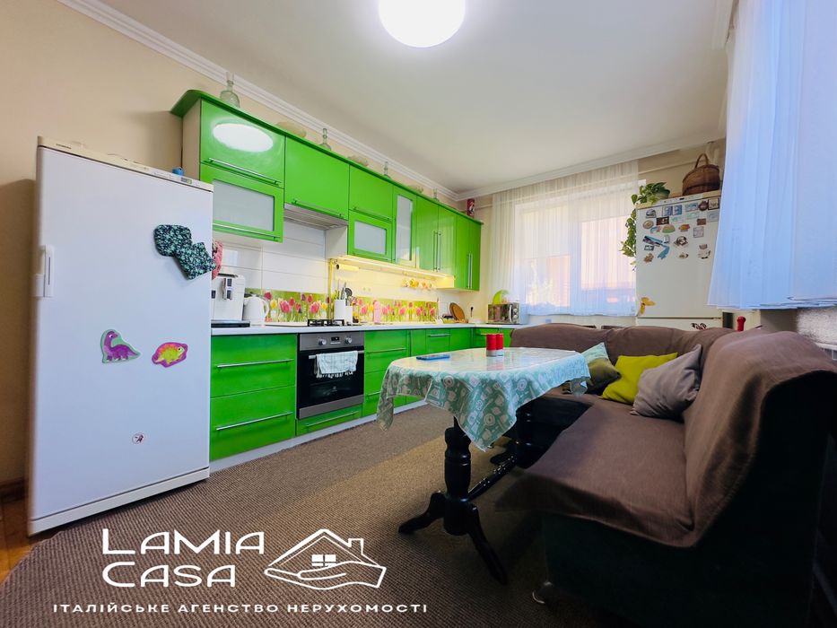 Продаж 3 кімнатноі квартири 167 м кв ближня роша