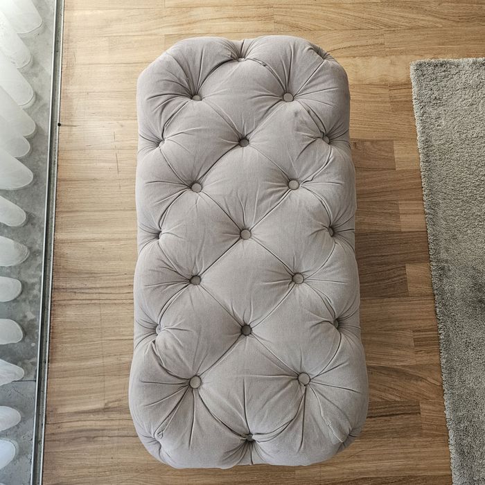 Sofa + banco capitone