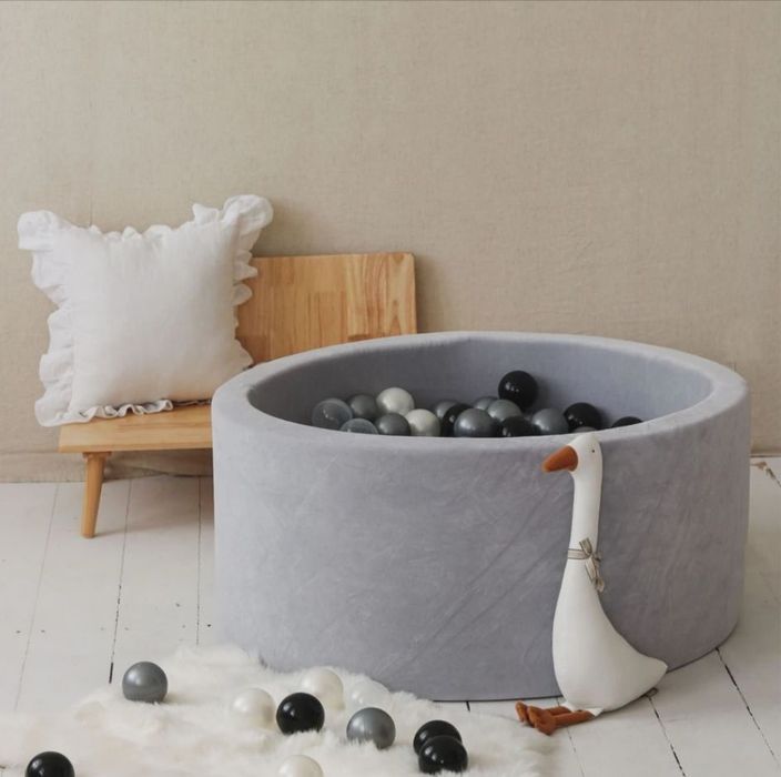 Детский сухой бассейн с шариками и без. Сухі басейни з кульками і без