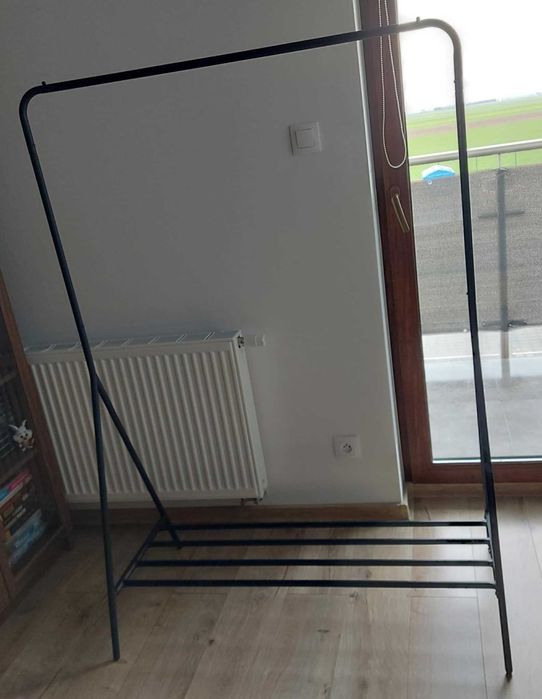 Stojak na ubrania Jysk Lyngdal metalowy