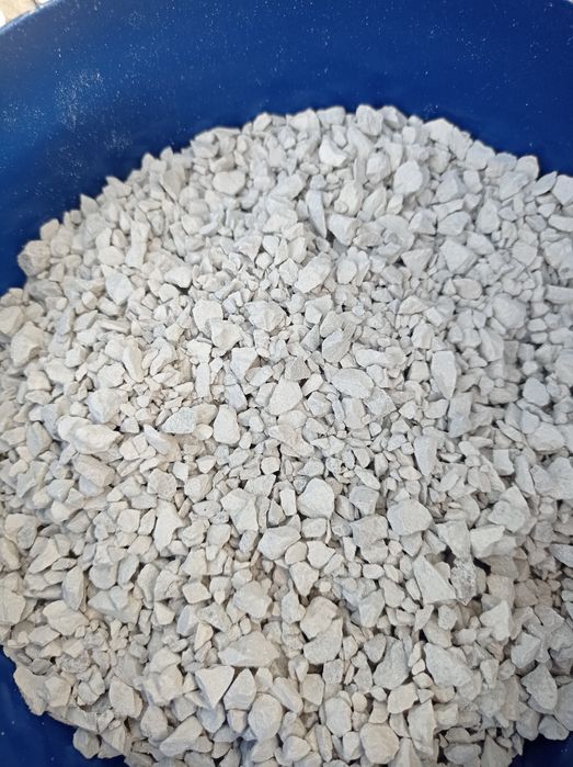 Kamień kruszywo grys 4-16mm, wysiewka 2-8mm 1t./80zł, 20kg 8zł