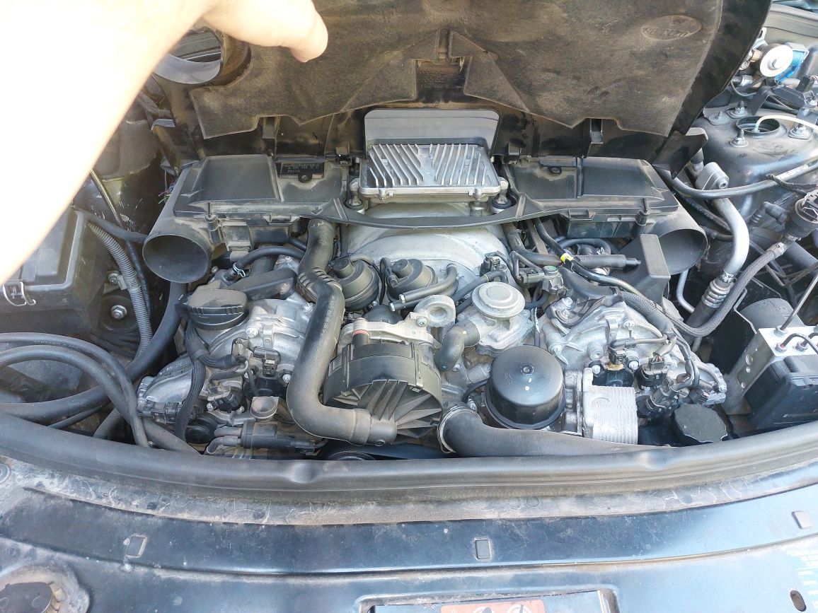 Мотор W 273 двигатель W 273 Mercedes  5.0 бензин рестайлинг