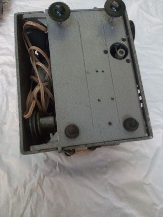 Кинопроэктор узкоплёночный ЛУЧ-2 ссср.
