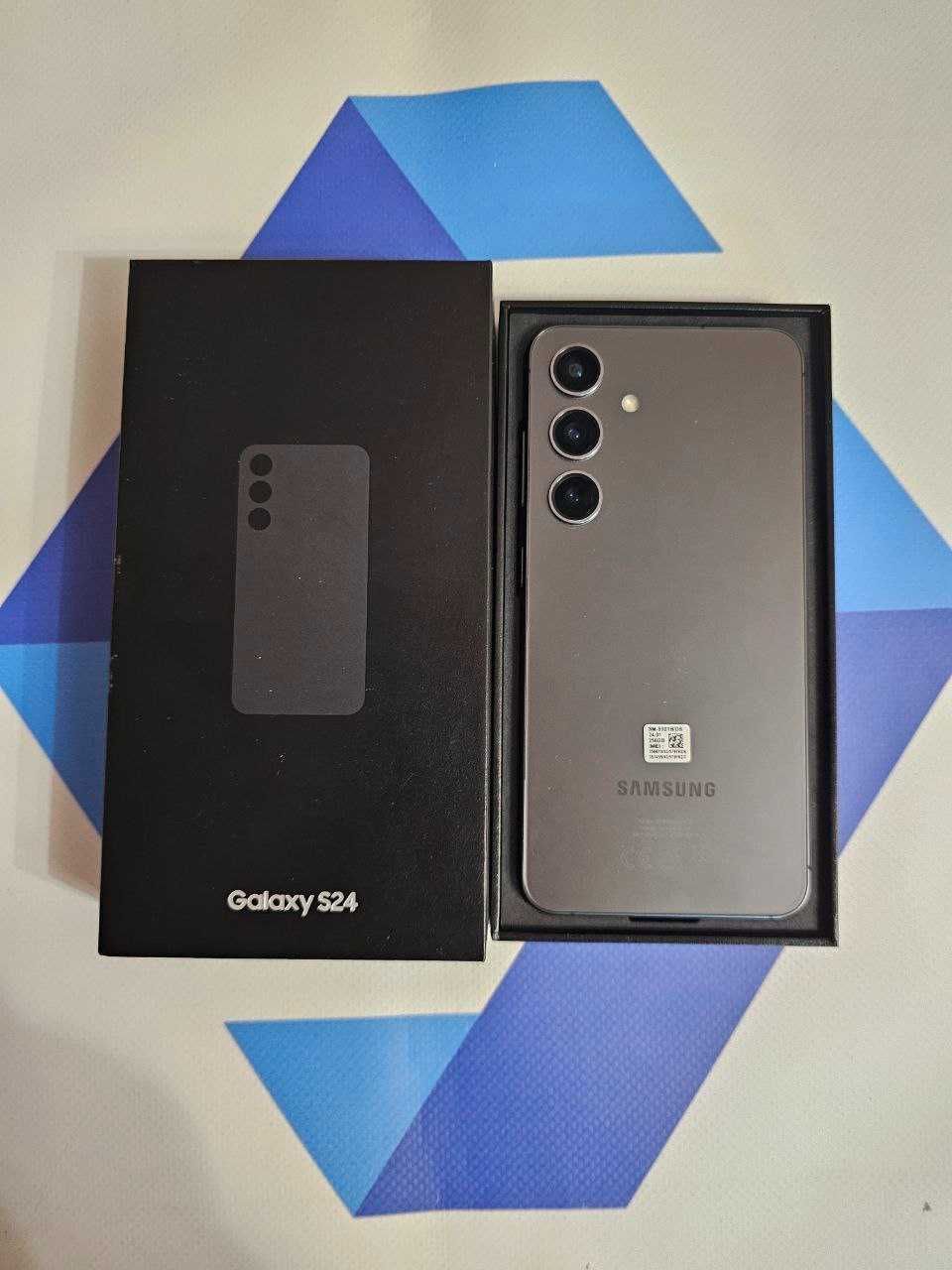 Samsung Galaxy S24 8/128/256/ Вітринний /Гарантія