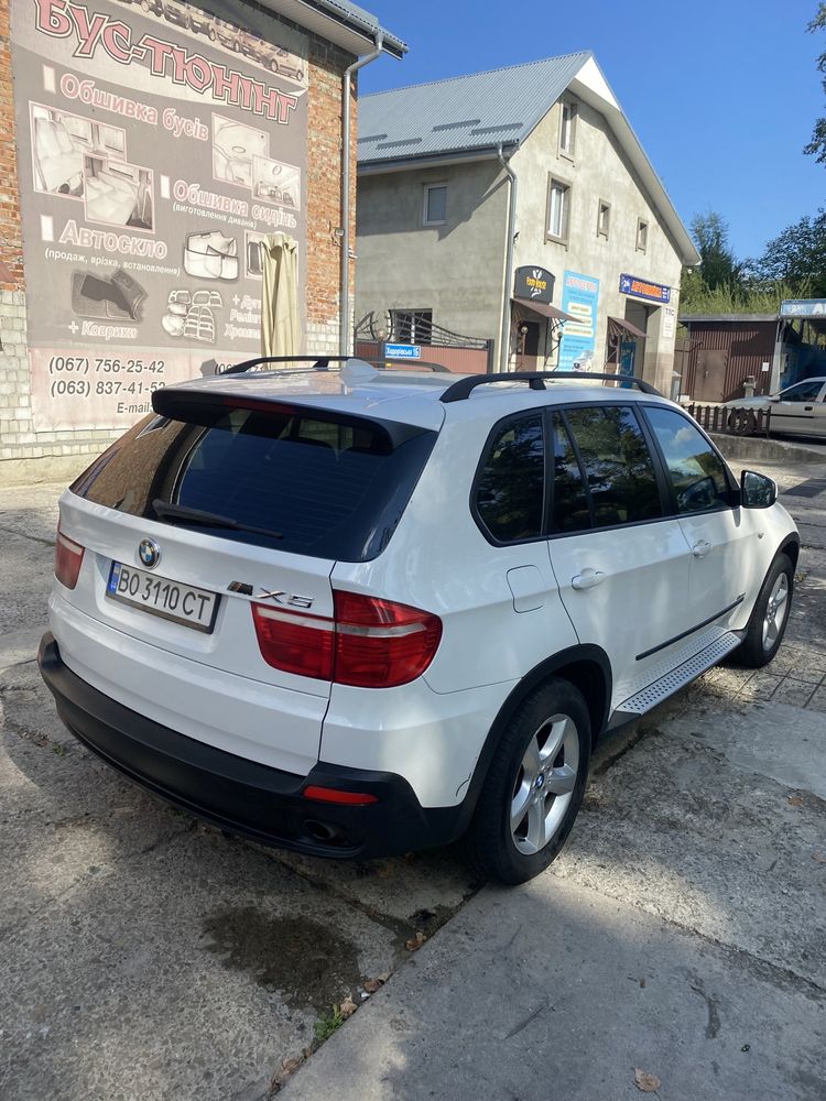 Продам хороший автомобіль BMW X5