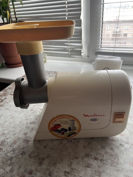 Мясорубка Moulinex