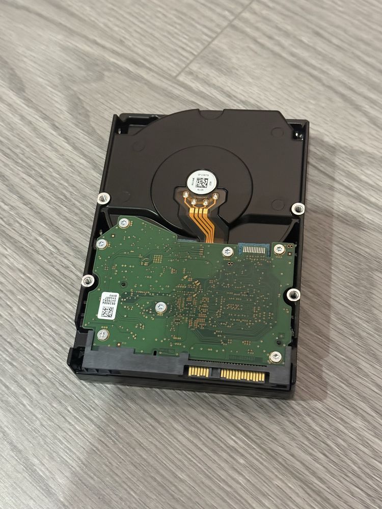 Disco SAS 4TB usado