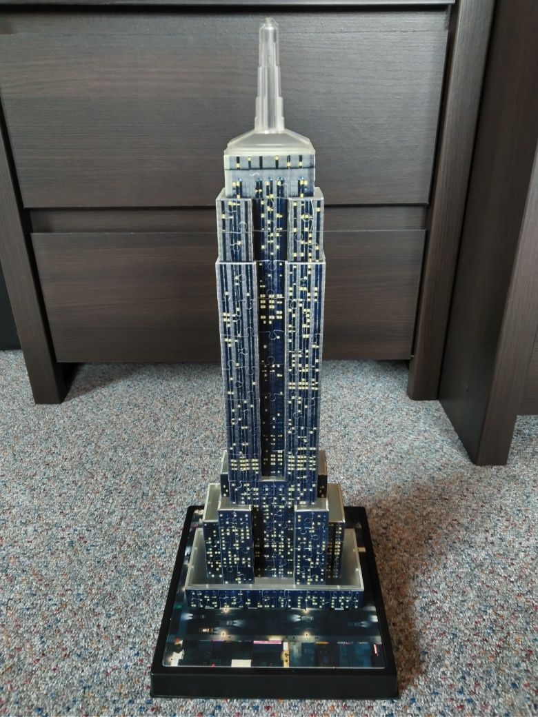 Puzzle 3D Ravensburger - Empire State Building nocą