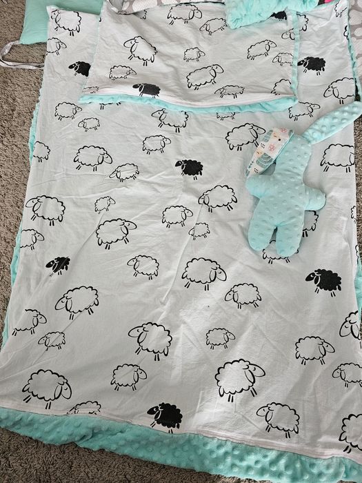 Zestaw do łóżeczka