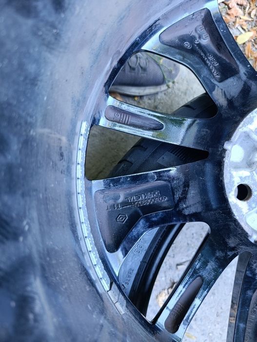 Диск R17 5x114.3 et 47 Renault