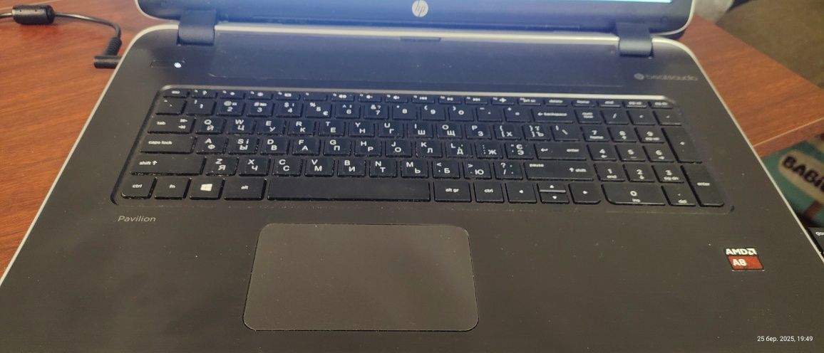 HP Pavilion 17 A8/8Gb/256Gb
