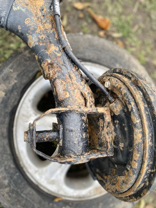 Задня балка Passat b3 сидан