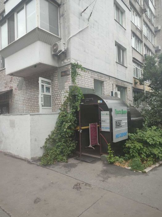 Фасад 40м2 ул. Воробйова 4А/Курська, пр. Повітряних Сил, Солом'янський