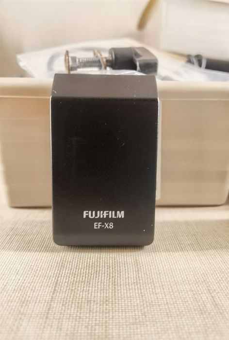 Flash Fujifilm EF-X8
Flash Fujifilm EF-X8