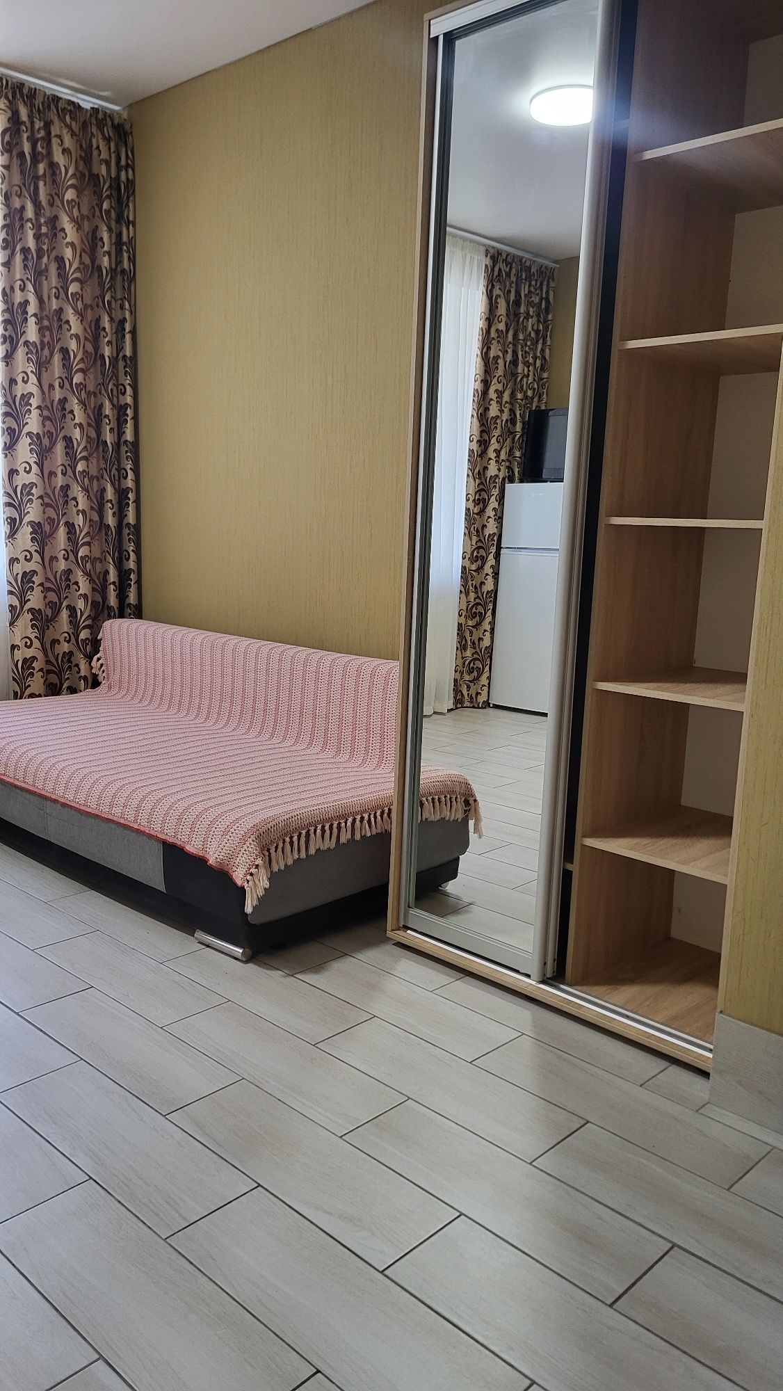 Продам 1к смарт квартиру в Одесі.