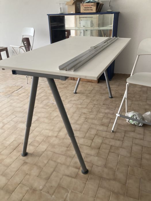 mesa secretaria com altura regulavel