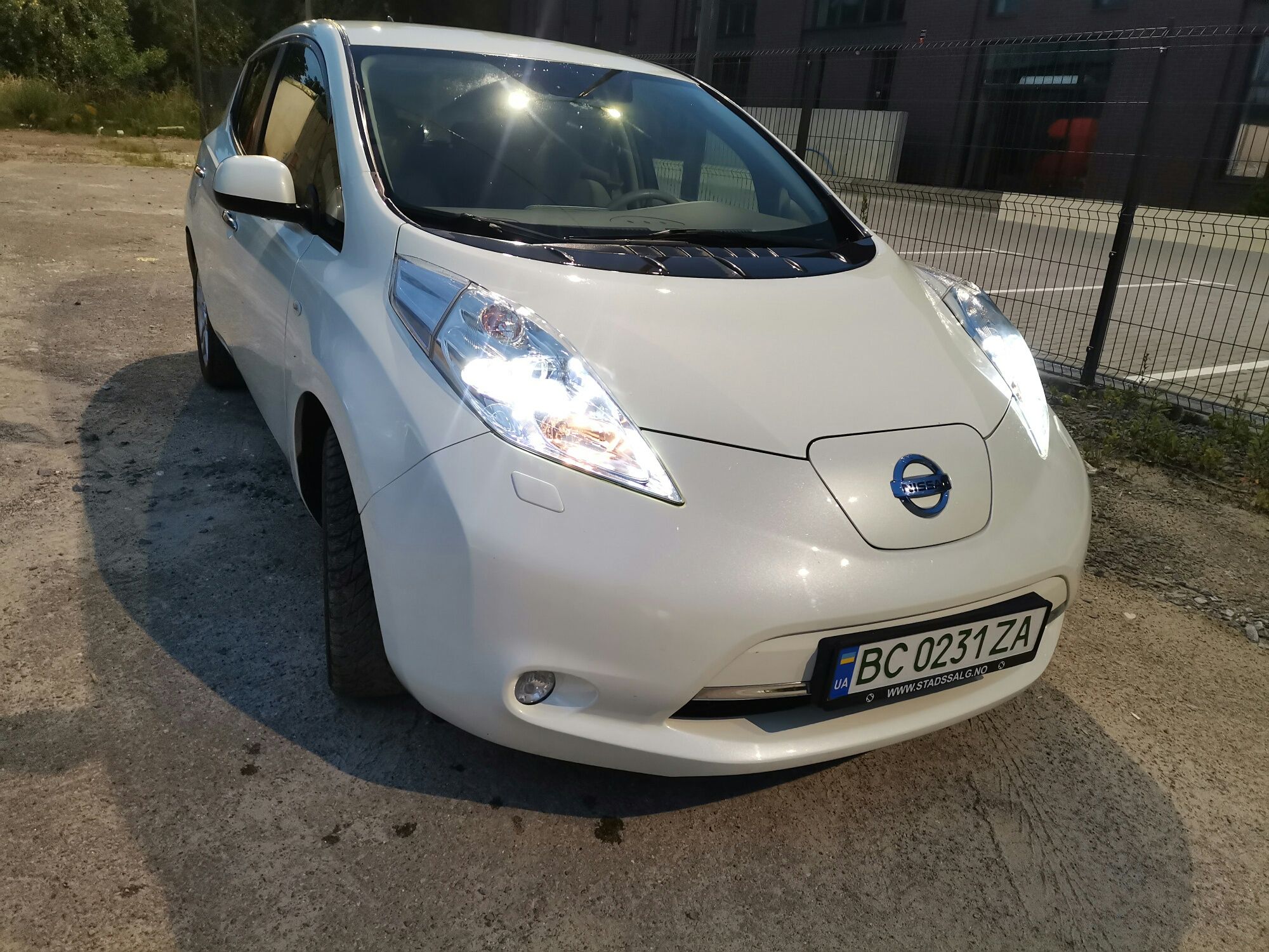 Nissan Leaf SL Ніссан Ліф