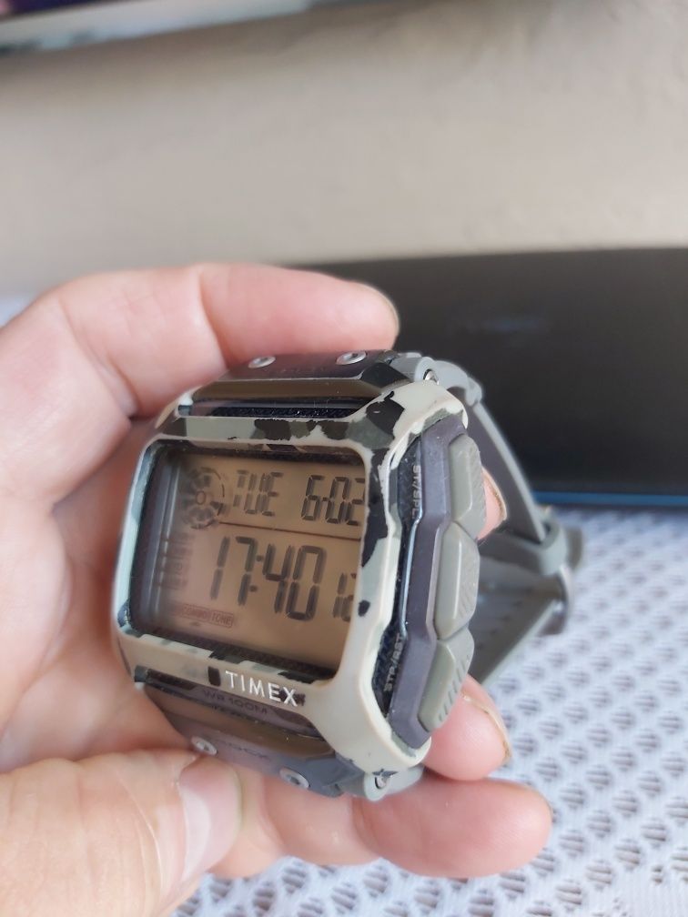 Timex Shock MORO 100 M