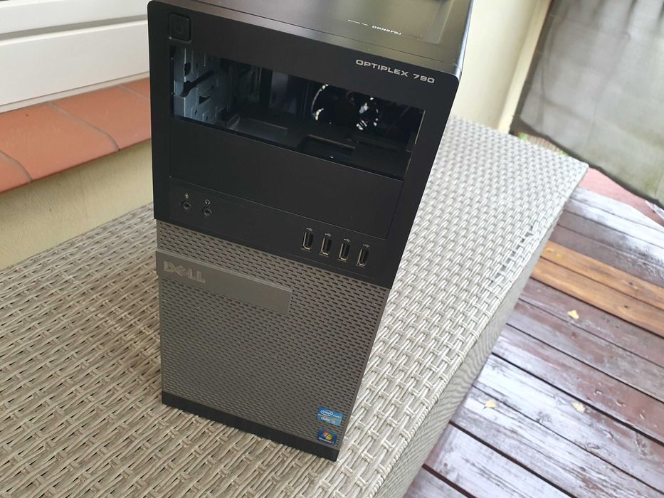 Komputer PC jednostka Dell