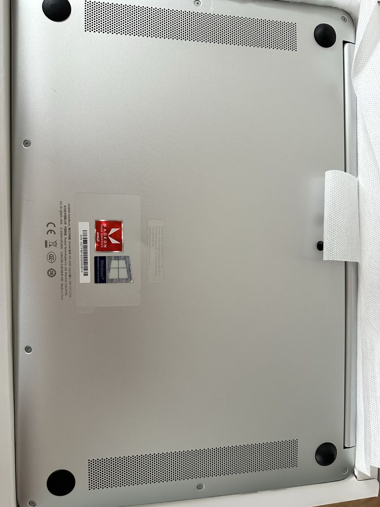 Laptop huawei matebook d14