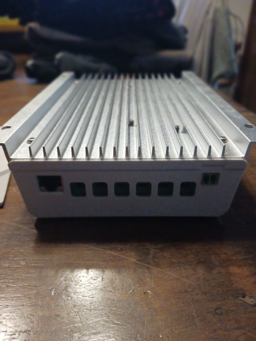 Controlador Conversor solar MPPT 2210A 20A (260w 12v) (520w 24v)