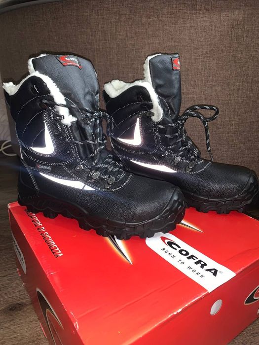 Продам фірмові ботінки зима