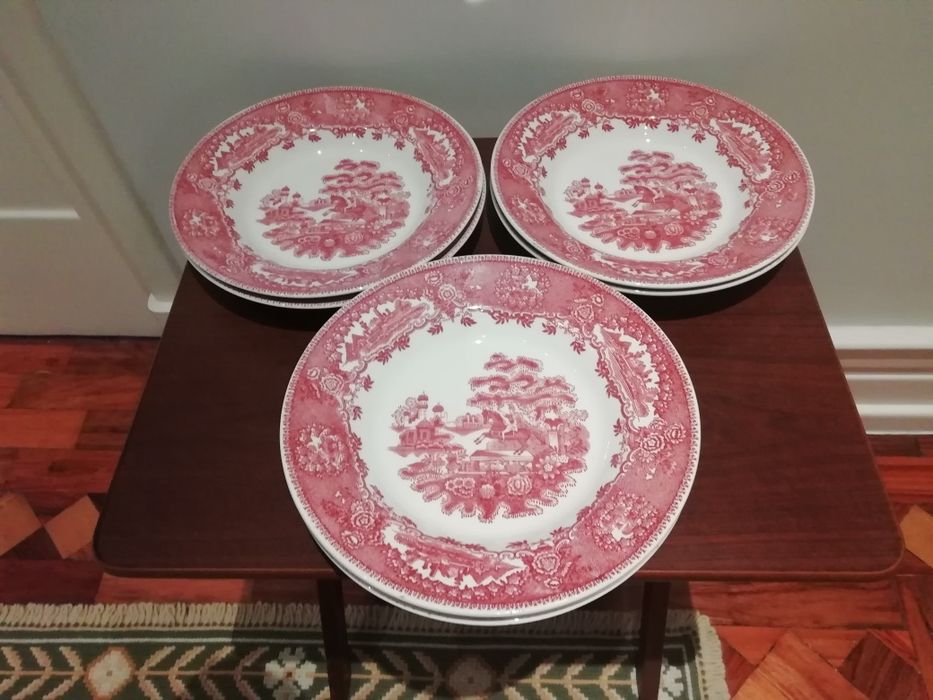 Pratos "Estátua" (Cavalinho), Sacavém