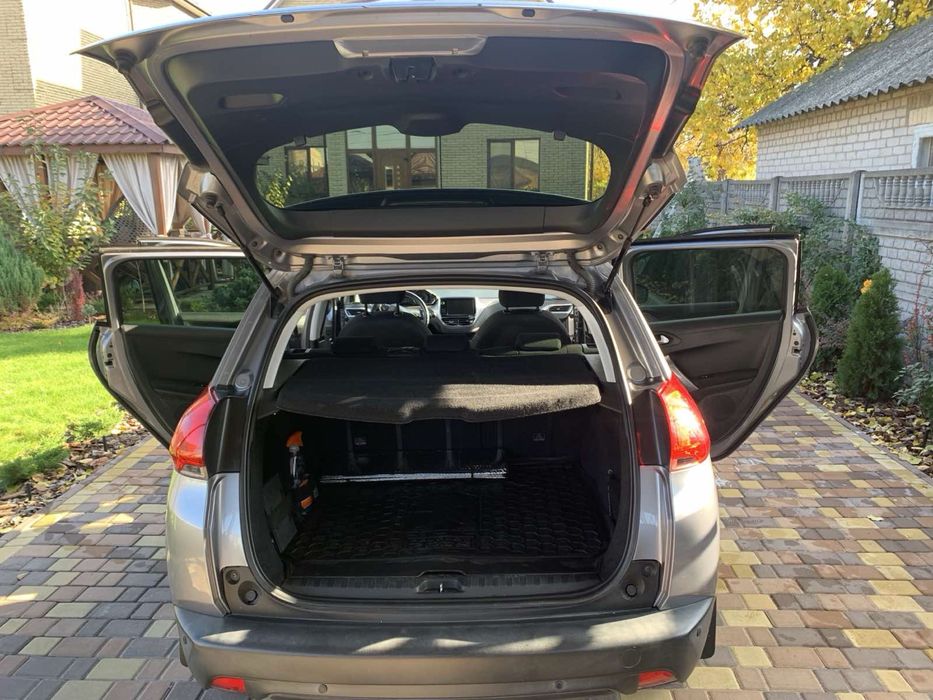 Пежо 2008/Peugeot 2008/Пежо 2008 - 2014 р.в/ гарний стан/без дтп