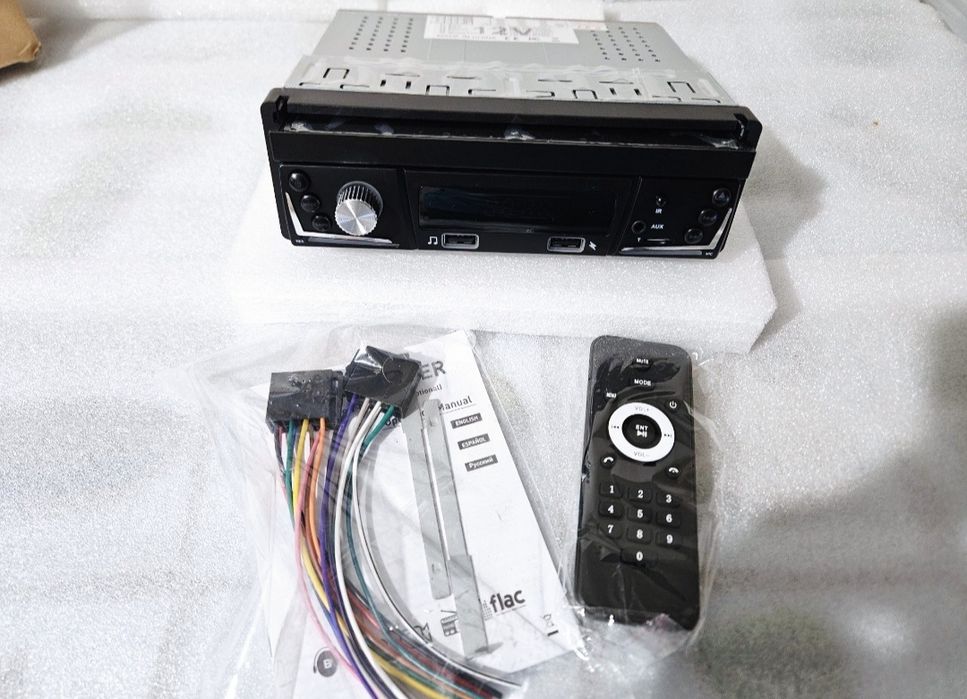 Автомагнітола висувний екран 7" Carplay/AndroidAuto Bluetooth FM USB