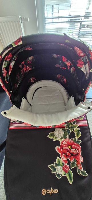 Cybex priam blossom 3 w 1 rose gold