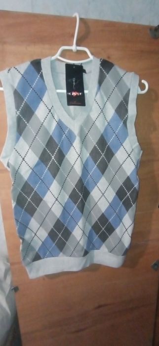 Натуральная мужская жилетка с начёсом внутри