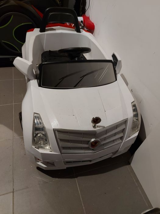 Sprzedam auto elektryczne typu cadilac