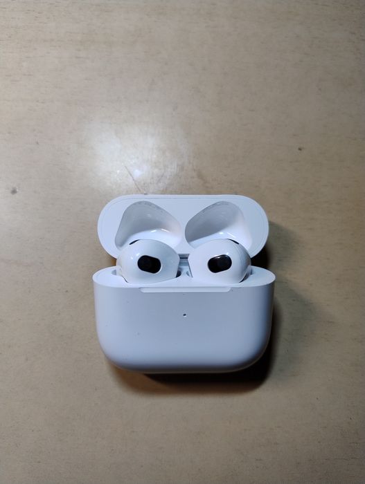 AirPods 3 покоління Лежать без діла!!