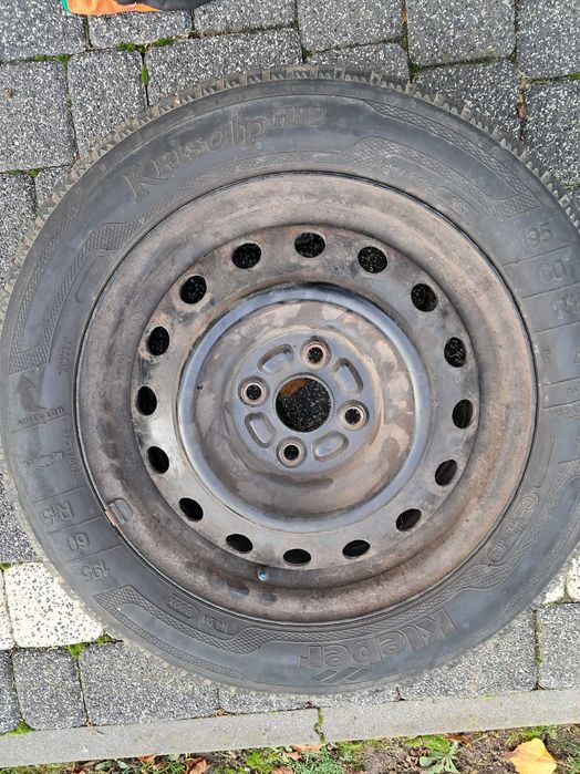 Sprzedam opony zimowe z felgami