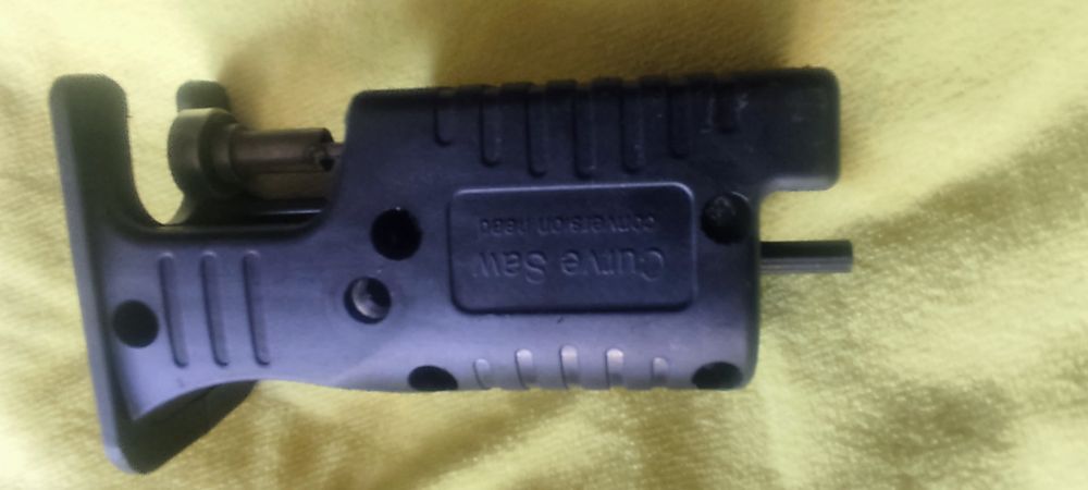 Wyrzynarka do drzewa