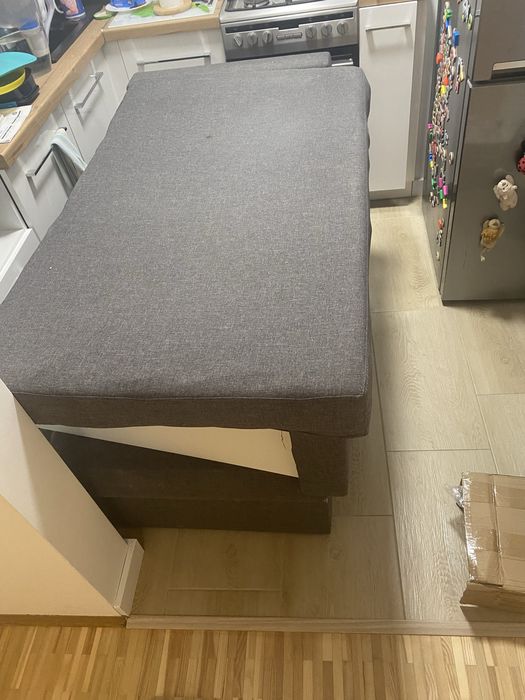 Oddam narożnik L z funkcją spania