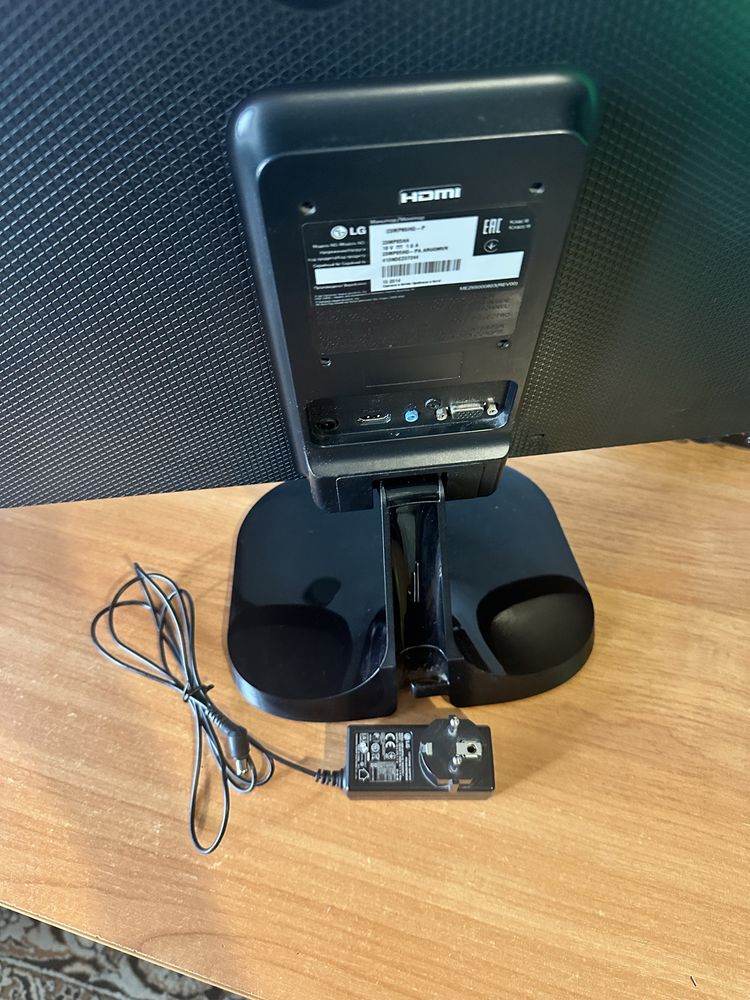 Монітор 23" LG 23MP65HQ-P