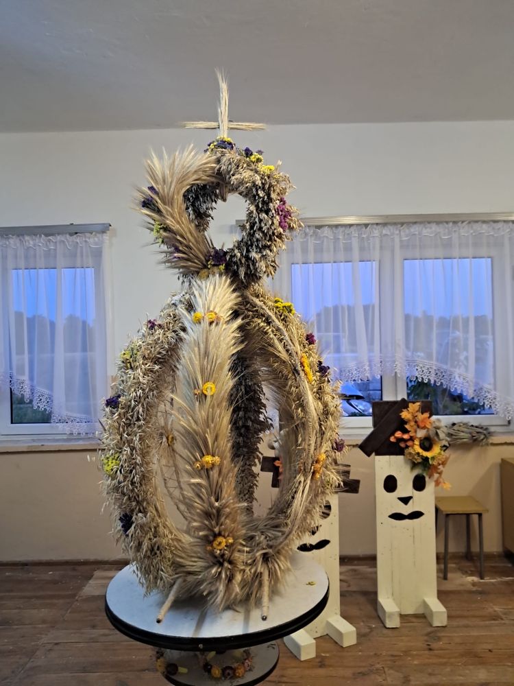 Wieniec dożynkowy