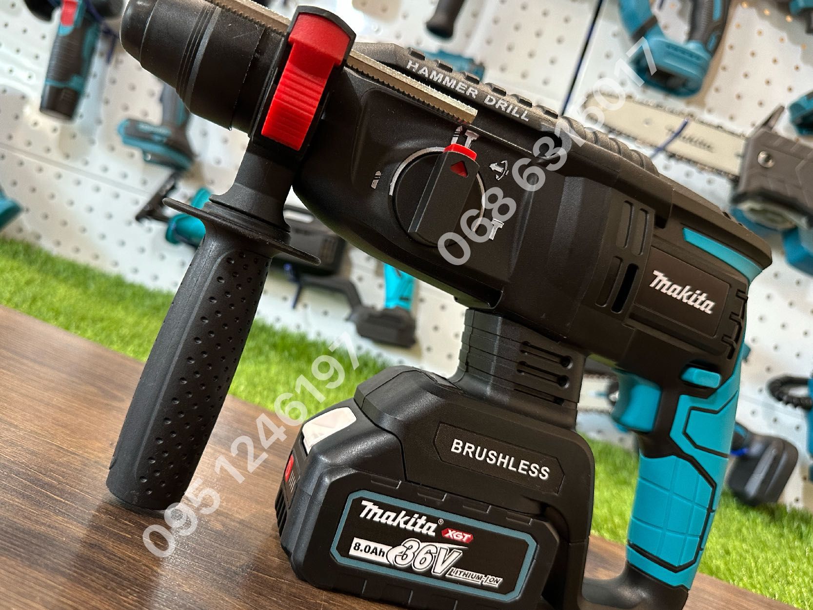 Набор аккумуляторный Makita Болгарка Makita DGA504 Перфоратор DHR202BL